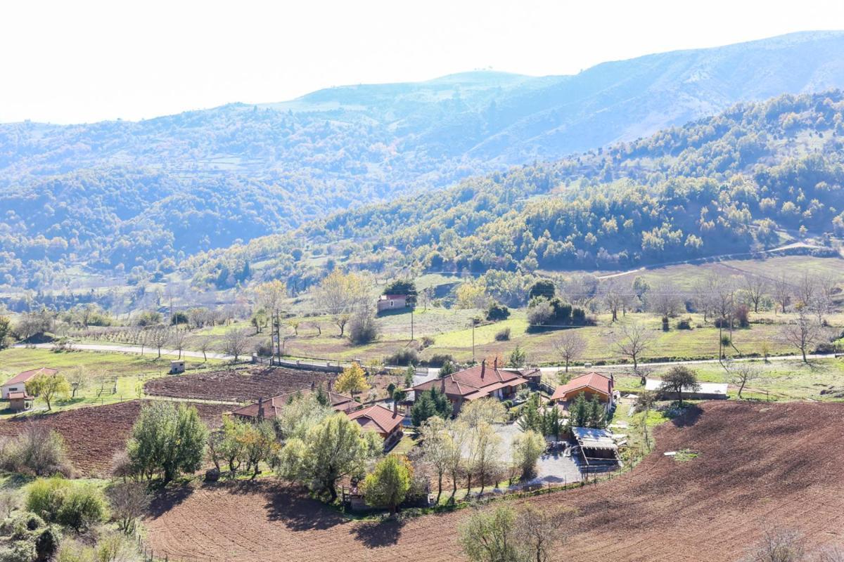 Orias Guesthouse & Farm Kalavryta Exterior foto