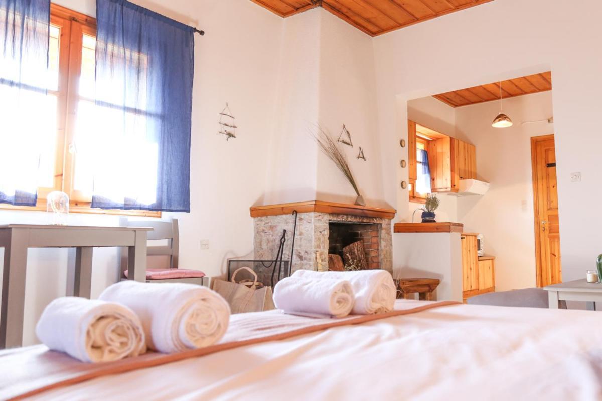 Orias Guesthouse & Farm Kalavryta Exterior foto