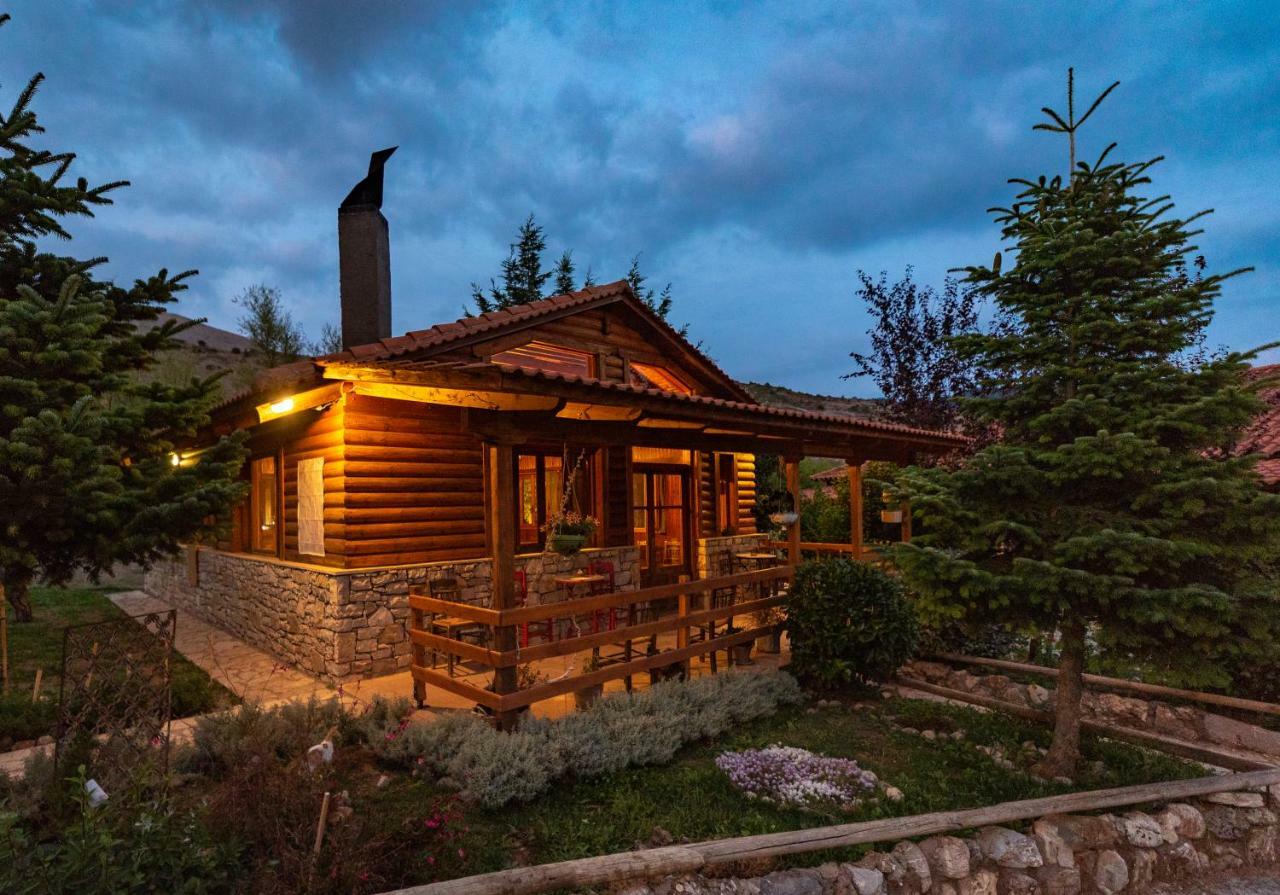 Orias Guesthouse & Farm Kalavryta Exterior foto
